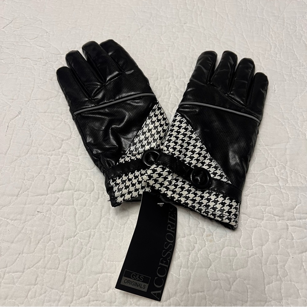 Non leather thermal black & white gloves mittens women one size  winter gloves